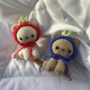 پیشی کلاه دار